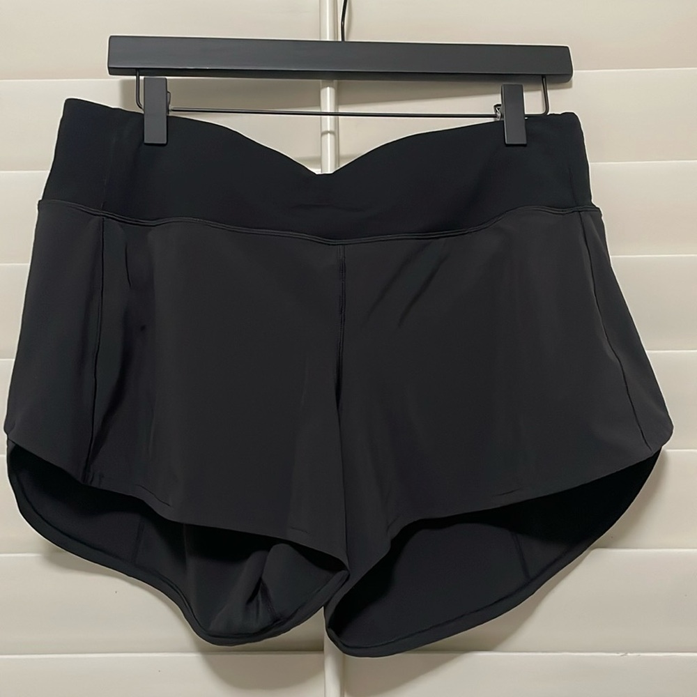 Lululemon High Rise Speed up Short